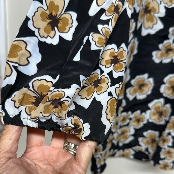 As U Wish Black and Gold Floral Mini Dress - Picture 4 of 9